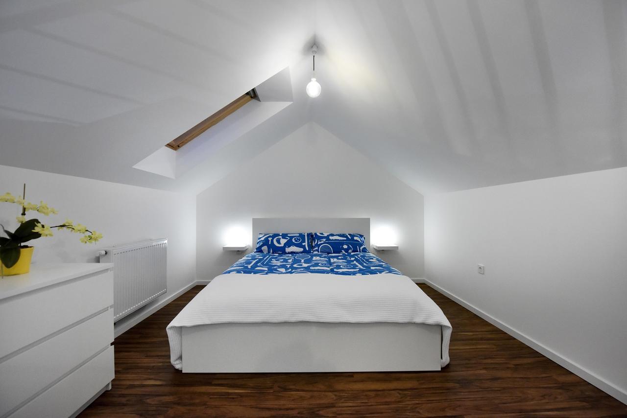 Tivoli Park Apartment